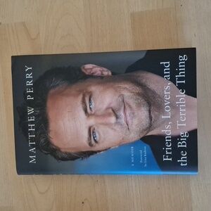 Matthew Perry Book A  Memoir 2022